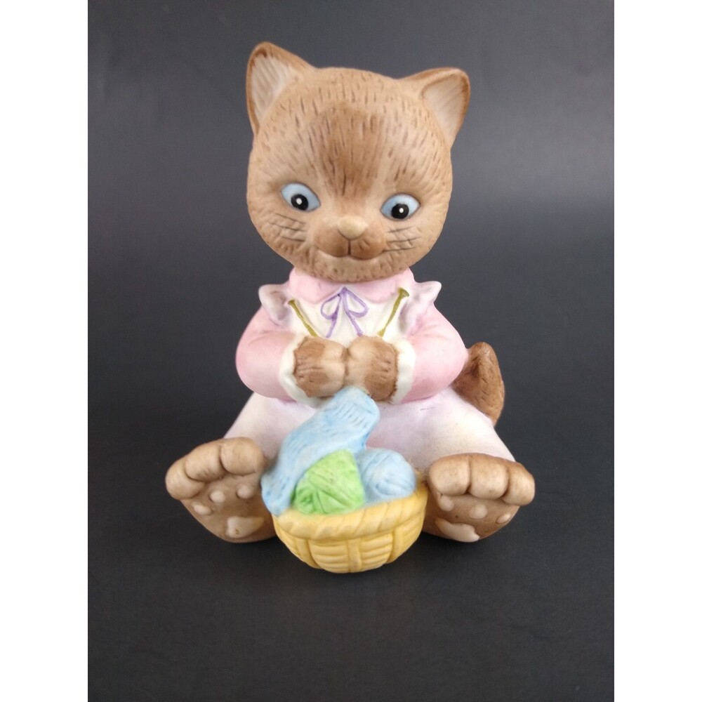 Vintage Cat Figurine Blue Eyes BC Bronson Collectibles Knitting Anthropomorphic